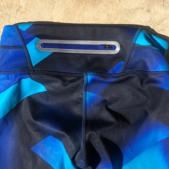 Athleta Workout Pants - Picture 4 of 5